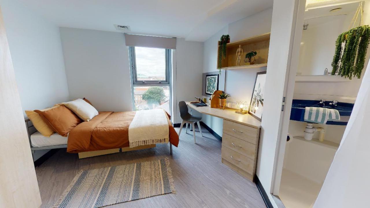 Explore From Your Ensuite Oasis At Iq Exchange Apartment *