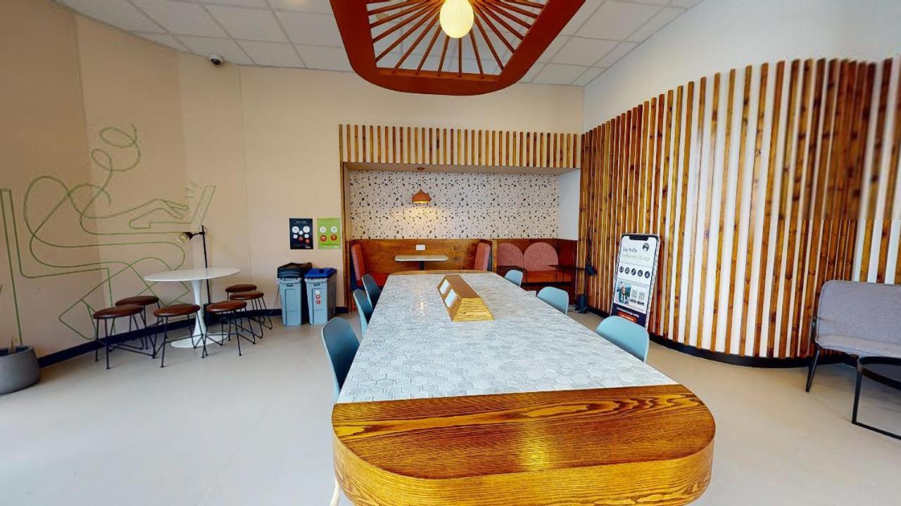 Explore From Your Ensuite Oasis At Iq Exchange * Nottingham